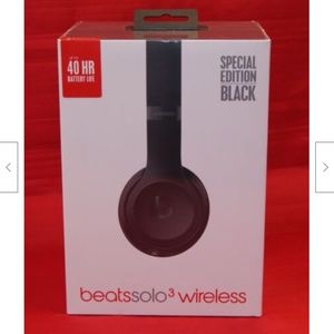 Brand new in plastic packaging - Special Edition Beats Solo3 Wireless Headphones